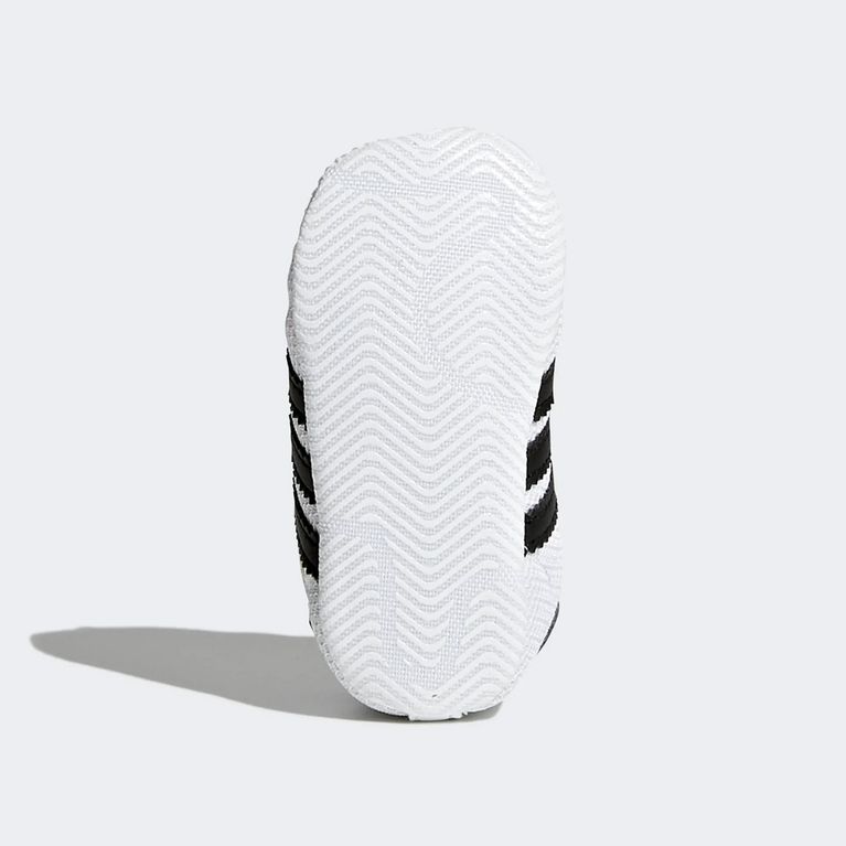 tênis superstar crib